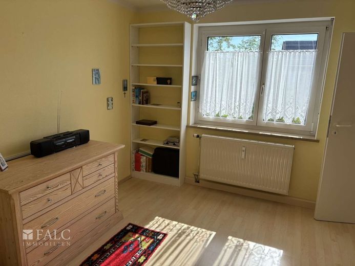 Studenteneltern oder Investoren aufgepasst ! – Schlafzimmer