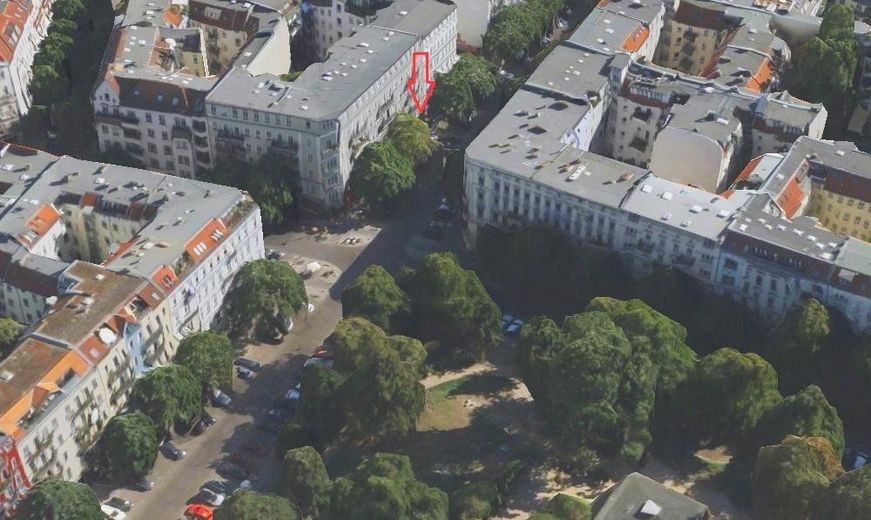 Простора старовинна квартира зі ліпниною, 4 кімнати, 2 балкони у найкращому місці – Hausansicht
