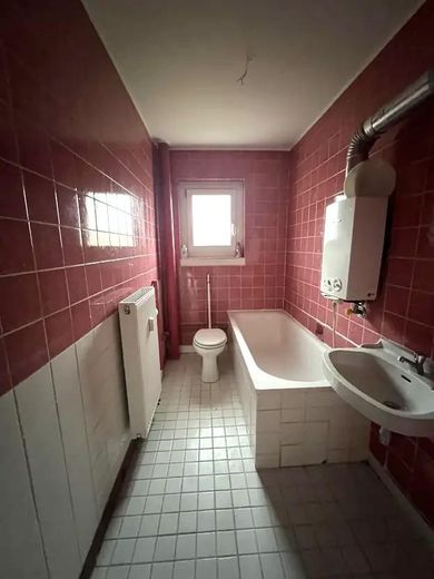 helle, moderne & gutaufgeteilte 3 Zimmerwohnung zu vermieten – Badezimmer