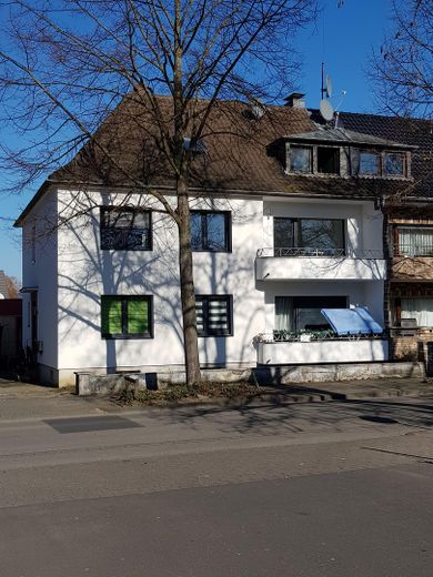 Straßenansicht