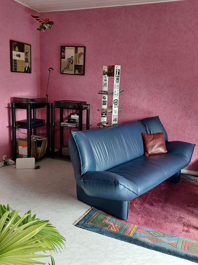 Bright 4-room apartment by Nuremberg City Park – Wohnzimmer 3