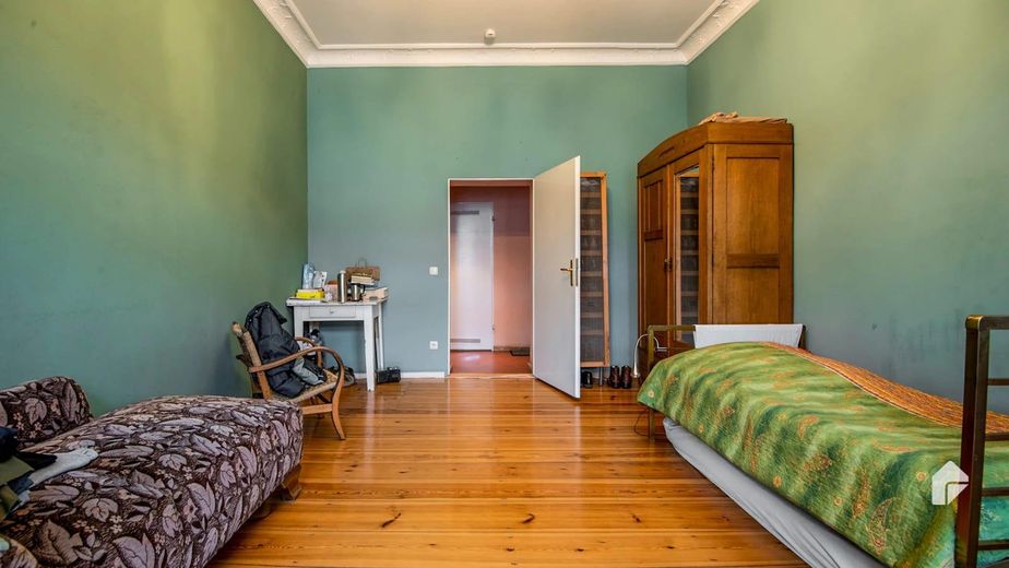 Provisionsfrei: 111 m² Altbau-Kapitalanlage mit 2 Südbalkonen, Helmholtz-Kiez Prenzlauer Berg – Schlafzimmer #02