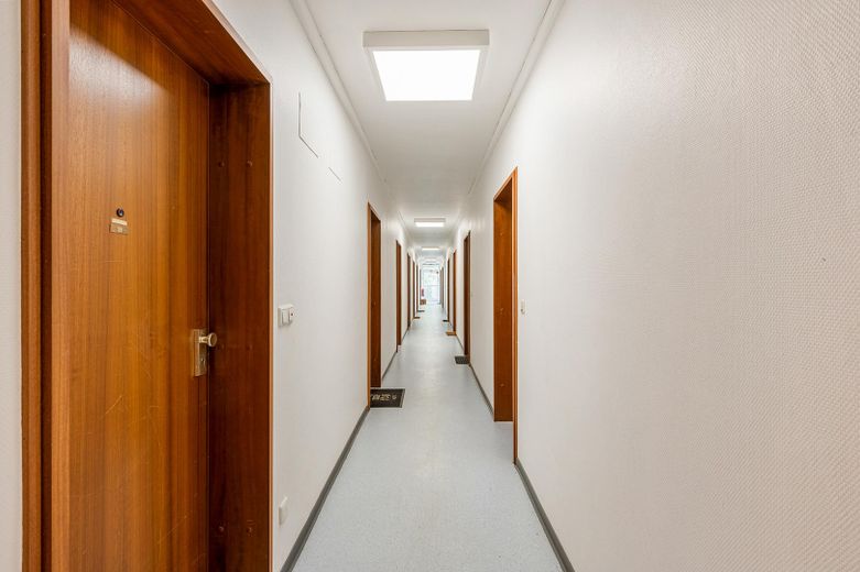 Kapitalanlage mit 6,5% Rendite o. Studentenwohnung fürs eigene Kind 1Zi.-Wohg. frei ab 1.11.26 #3007 – Flurbereich