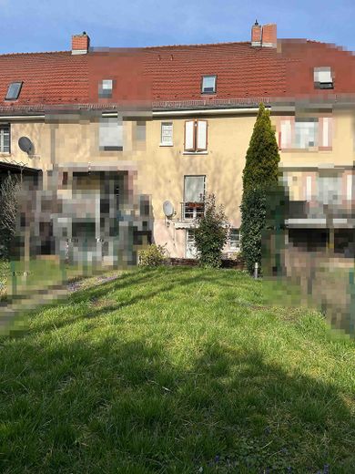 Reihenmittelhaus mit Altbaucharakter und Garten in LU-Mundenheim – Garten + Terrasse 