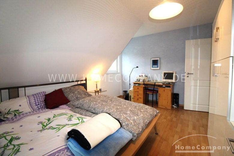 24990 HomeCompany Dresden सुसज्जित/Furnished ड्रेसडेन-ज़ाशेन्डोर्फ में बड़े भूखंड वाला एकल-परिवार घर अधिकतम 8 व्यक्ति – 3ac1cb4688cf376a0d8d8dd34ddabdad47e71637.jpg