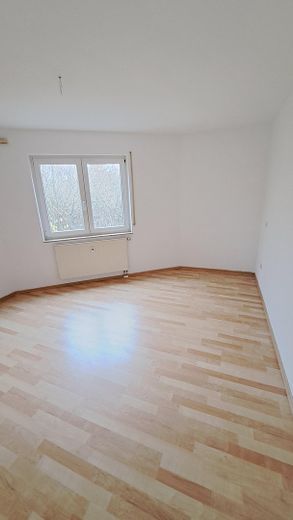Wolne mieszkanie 2-pokojowe w centralnej lokalizacji Villingen – Schlafzimmer