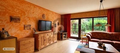 VIVERE IN POSIZIONE TRANQUILLA  GIARDINO, CANTINA  &  GARAGE – 1786119919_396c51.jpg