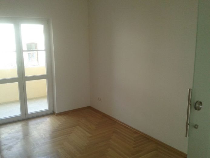 Schlafzimmer mit Balkon