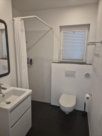 Moderna casa d’architetto ai margini dei campi a Erlenhof - senza provvigione! – Bad EG