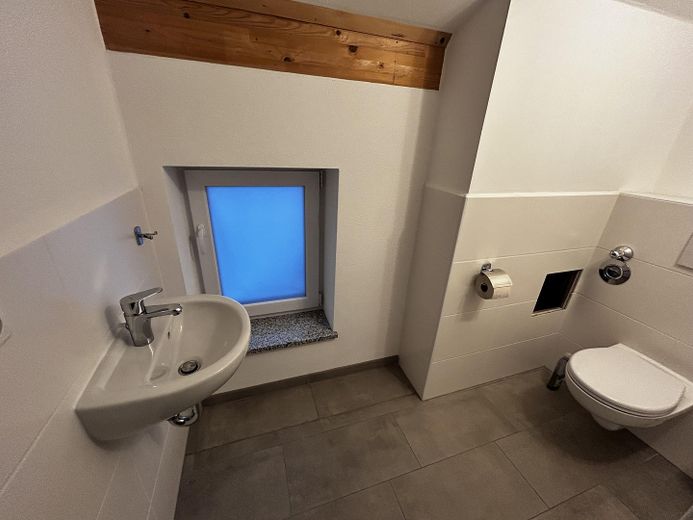 Gewerbe Nord 1. OG Toilette