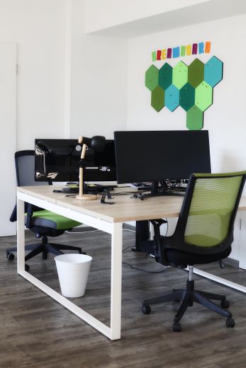 Büro 1