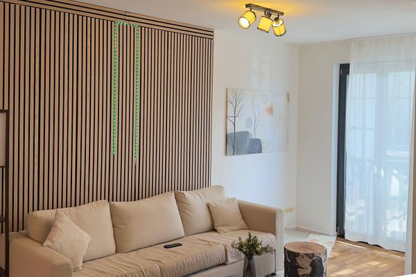 Erstbezug in Adlershof: Helle 3,5-Zimmer-Wohnung mit Südwest-Loggia, Home-Office & TG-Stellplatz