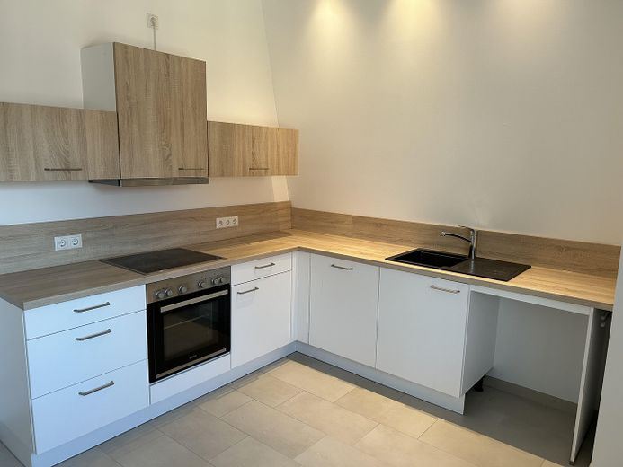 Splendido appartamento di nuova costruzione con 3 locali nel "Schweizer Viertel"! Senza commissioni! – Küche
