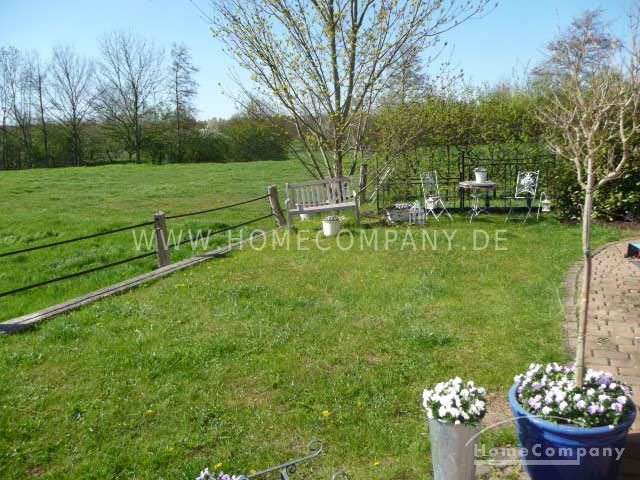 2 Zi.Whg., möbliert, 1. OG. Hochwertige Ausstattung. Fußbodenheizung. Garten. – 180bee1195b1891842ceeafff7a3efd884333e80.jpg