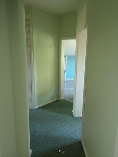 Bright office premises in a quiet location in 13467 Berlin-Hermsdorf – Flur