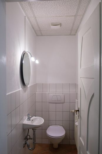 3-Zimmer EG-Wohnung im Loft-Stil in Mannheim-Rheinau Erstbezug nach Sanierung – Gäste-WC