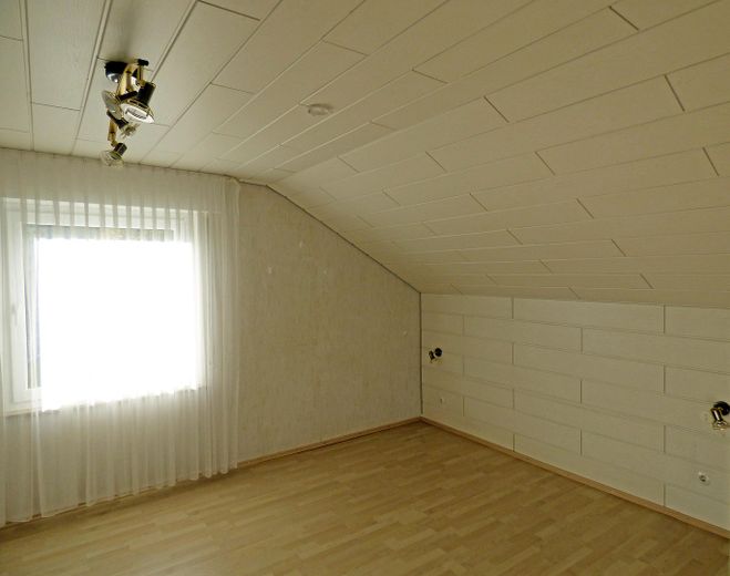 Doppelhaushälfte in stadtnaher Panoramalage von Schwäbisch Gmünd – Schlafzimmer OG