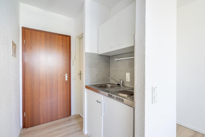 ¡Apartamento+plaza de aparcamiento en Maguncia: inversión, padres y uso propio – ¡VACÍO Y SIN COMISIÓN! – Eingangstür