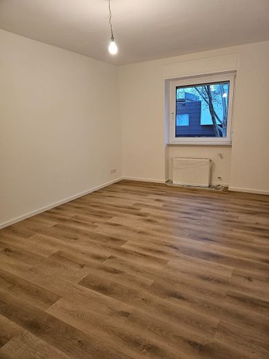 Vente directe : majestueux appartement de 5 pièces avec balcon, près de Hafeninsel Offenbach – Foto 7