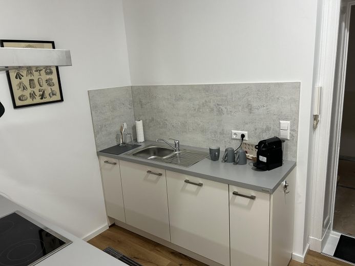 exklusive hochwertig möblierte 1-Zimmer-Attelier mit EBK in Berlin – Foto 2