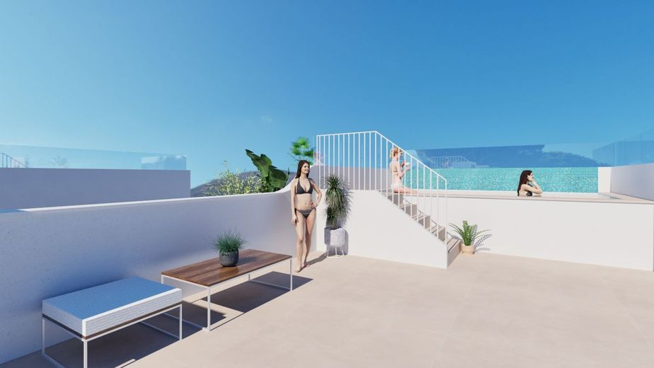 große Solarium für die Oberen Wohnungen