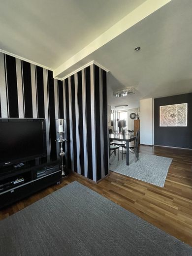 Luxuriöse 5 - Zimmer Wohnung in Furth bei Landshut – EG Ess- und Wohnbereich 