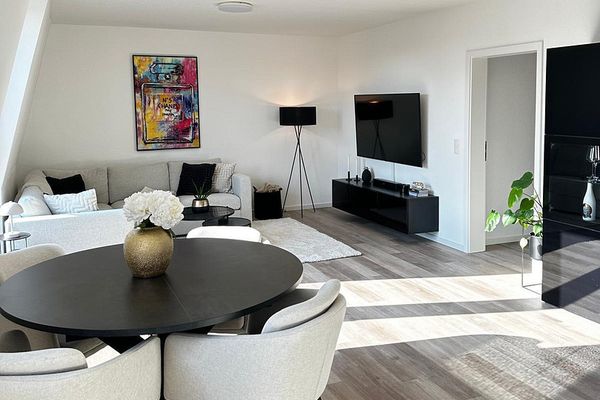 Modern 3-room apartment with 2 bathrooms and underground parking space
