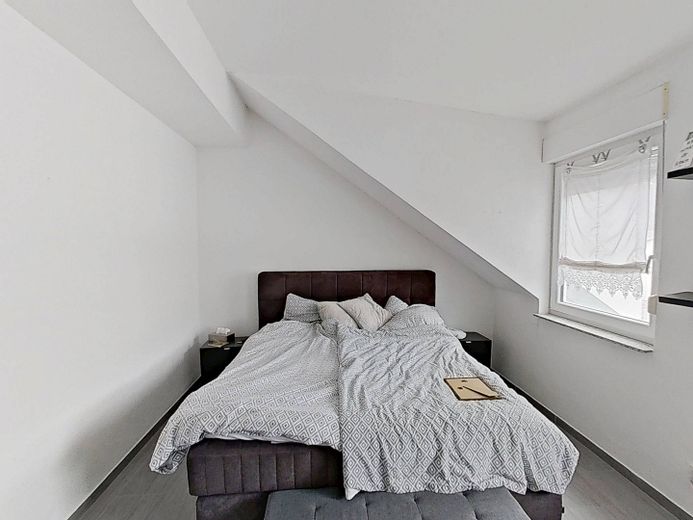 Große 3-Zimmer-Wohnung mit BALKON und EBK in ruhiger Wohnlage – Ansicht I: Schlafzimmer I