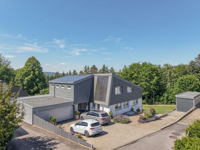 Viel Platz für die ganze Familie in Sulgen - großzügiges Haus mit Einliegerwohnung in TOP Lage! – Foto 1