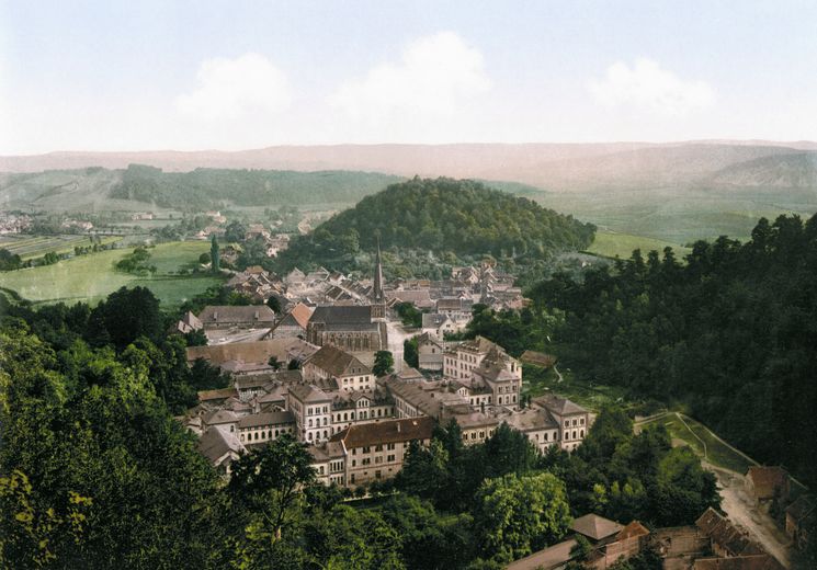 Idyllische Villa/Mehrfamilienhaus in grünem Erholungsort (Harz) - mit Ausbau-/Investmentpotential – Harztor/Ilfeld um 1900