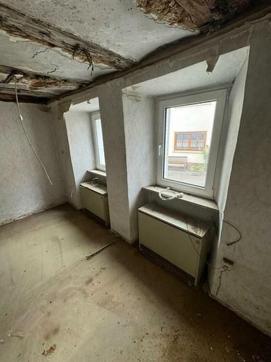 HANDWERKERJUWEL! Altbauflair für Bewohner mit jungen Ideen! Die Vergangenheit zur Zukunft machen! – 1 EG mit Schmiede (2)