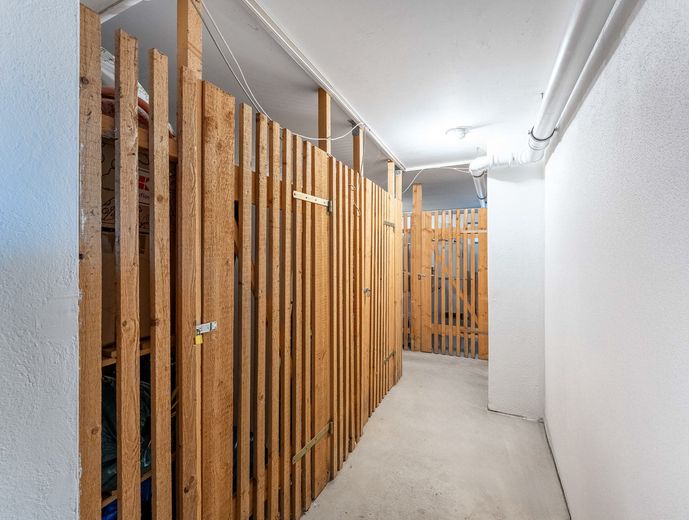 2 -Zimmer-Wohnung in Oberasbach / Zirndorf - Linder Siedlung (Loggia, Stellplatz) – Keller 2
