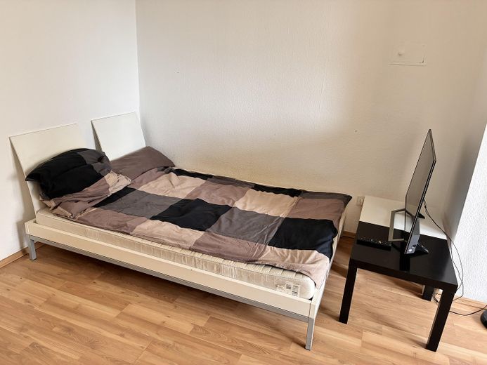1-Zimmer Appartement in Frankfurt Sachsenhausen | Balkon | Möbliert | Leerstehend – Zimmer 6