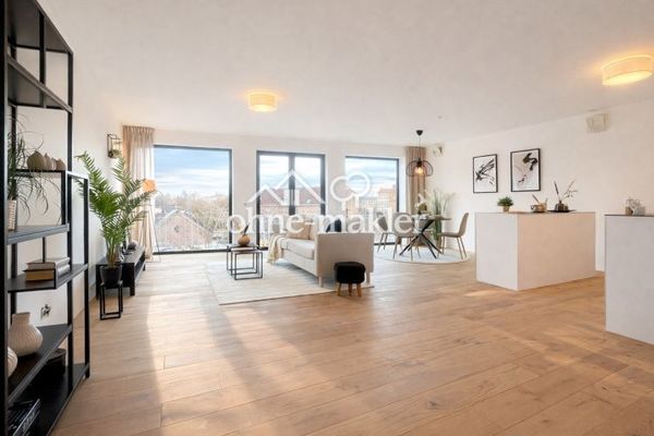 Neue Penthouse Loft-Wohnung in der Fußgängerzone! Provisionsfrei!