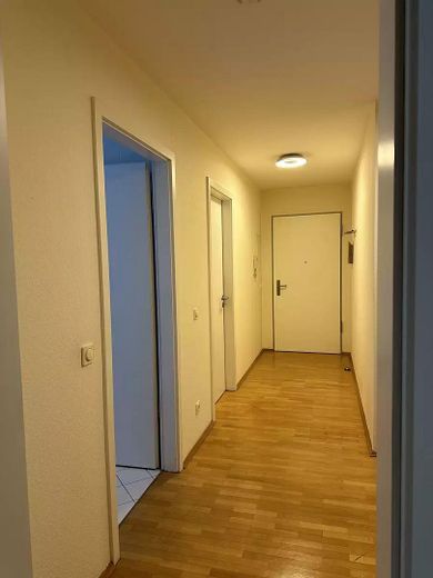 Lichtdurchflutetes Wohnen mit Garten & Balkon in Bad Homburg – Foto 2