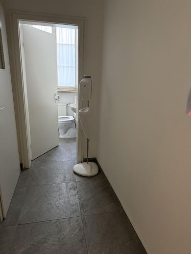 Zarif ofis, Marktplatz 18, kültür anıtı, temsili, dükkân, reklam açısından etkili, büyük pencereler – Fotoğraf 27