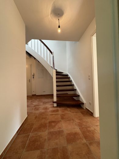 Treppe ins Obergeschoss