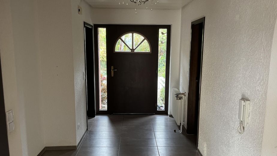 Eingang innen Hauptwohnung