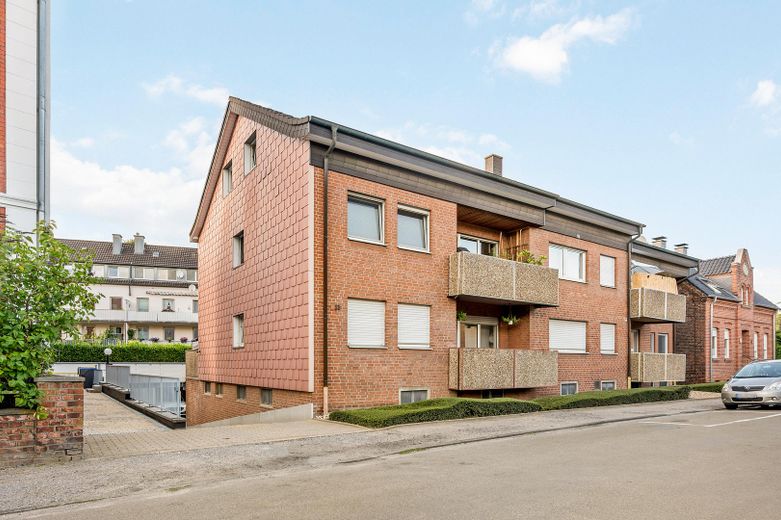 Gebäude Außenansicht