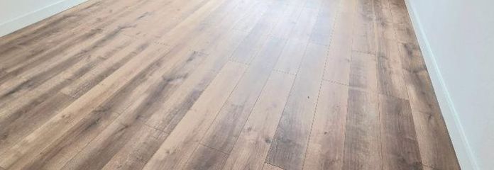Neu renovierte 3-Raum-Dachgeschoss-Whg.