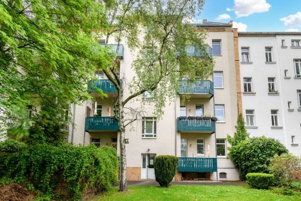 ALTBAUFLAIR | Vermietete 3-Raum-Wohnung mit West-Balkon und Tageslichtbad