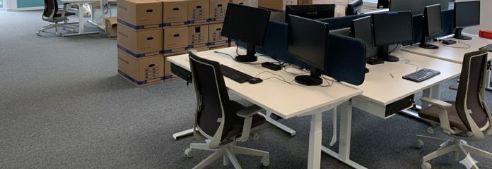 कोलोन-वेस्ट इंटरचेंज पर शीर्ष स्थान: 265 m² लचीला व्यावसायिक स्थान -कमीशन-मुक्त-