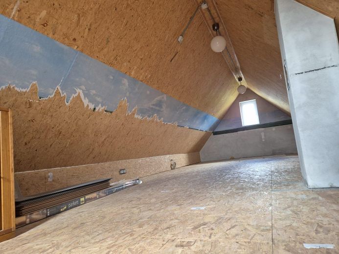 Schickes Einfamilienhaus in Jemgum, nähe Leer **Provisionsfrei** – Spitzuboden