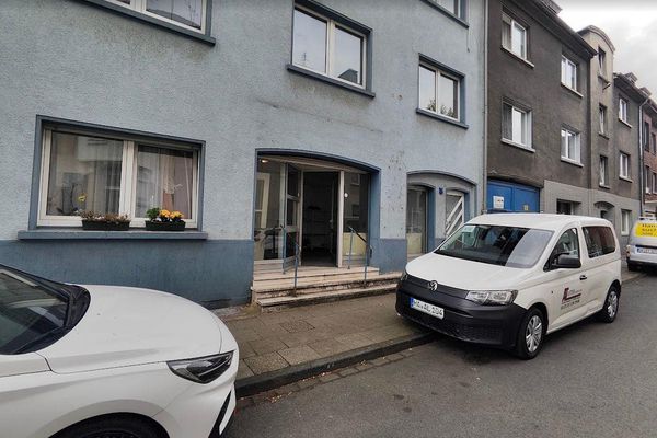 Piccola unità commerciale con ampia vetrina a OB-Osterfeld – circa 25 m²