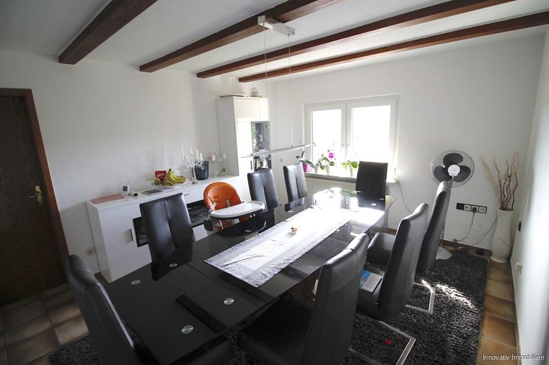 Tolles Zweifamilienhaus direkt am Rodenhofer Naturschutzgebiet – Esszimmer OG
