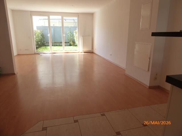 Blick von der Küche zum Garten