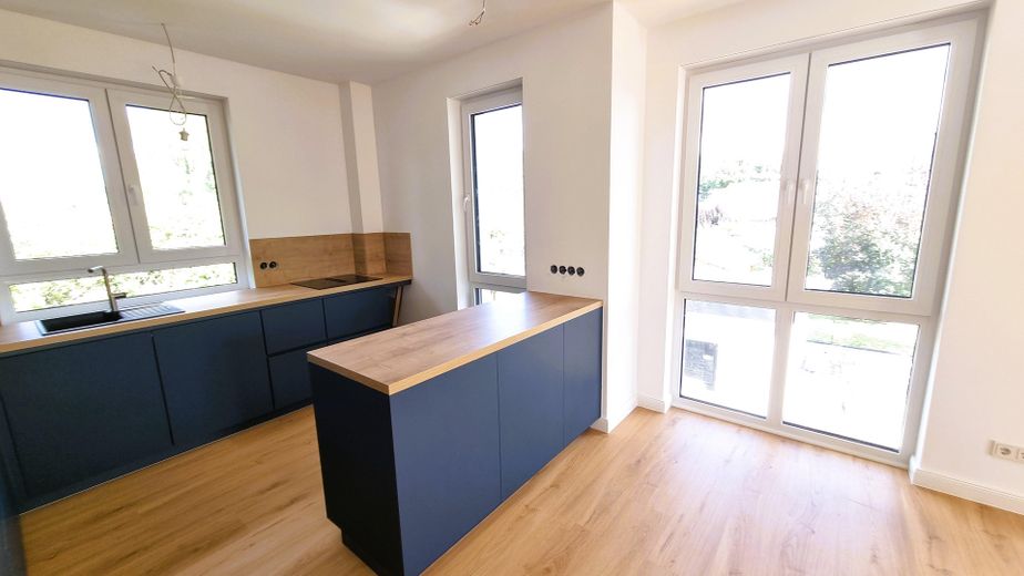 Erstbezug im Grünen: Exklusive 3,5-Zi.-Wohnung mit Premium-EBK & privatem Garten – Küche