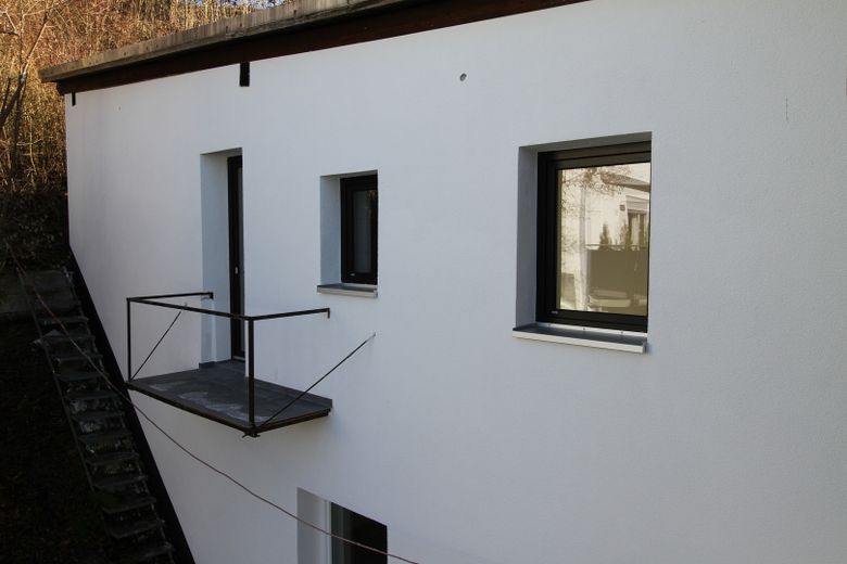 Traumhaft sonniges, frisch renoviertes Einfamilienhaus mit eigenem Garten – Foto 2