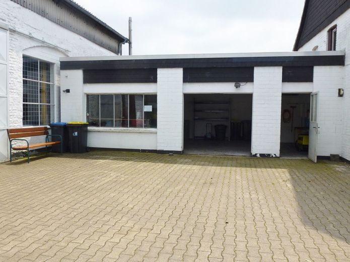 Fröndenberg-Dellwig: Gewerbeimmobilie mit vielen Optionen - Ideal zum Arbeiten, Werkeln und Lagern! – Außenansicht Werkstatt