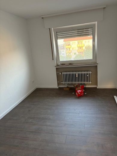 Kernsanierte 3-Zimmer-Wohnung mit Erstbezug und Garage in Kornwestheim – Foto 3